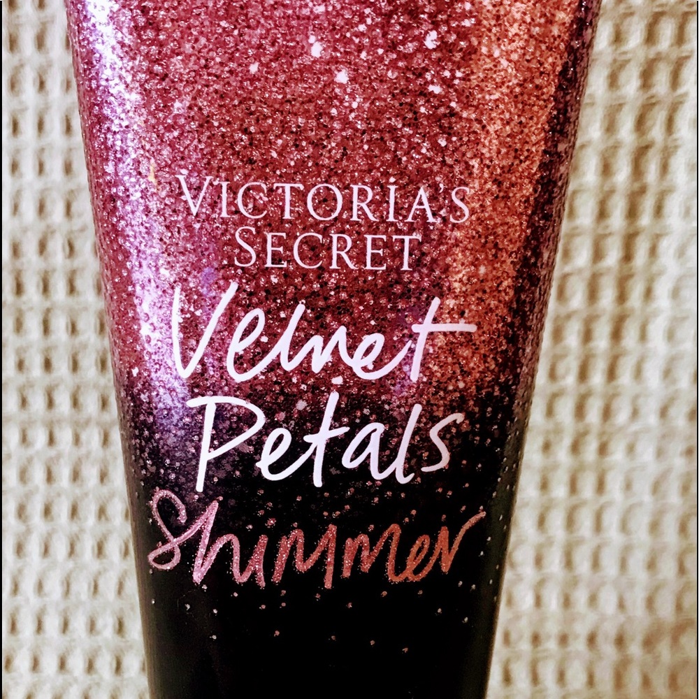 Victoria's Secret VELVET PETALS SHIMMER Fragrance